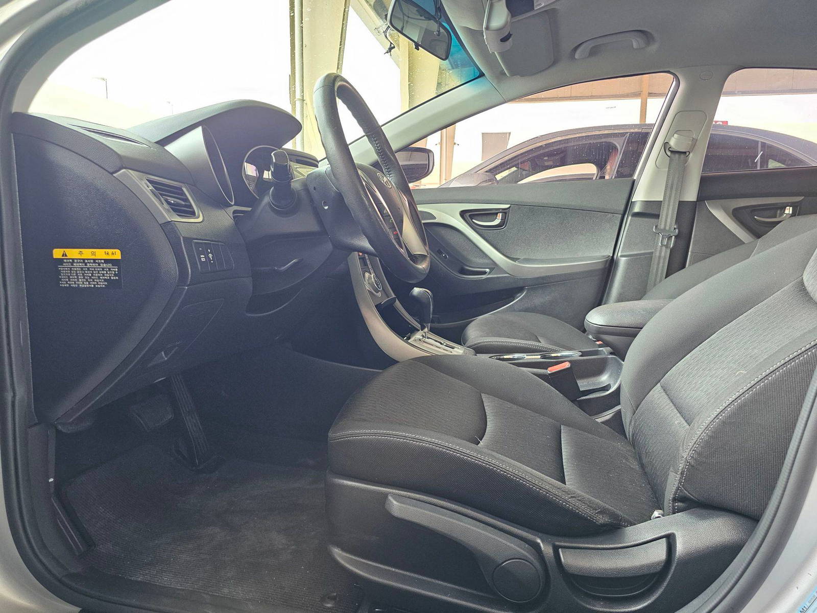 2012 HYUNDAI AVANTE — 89755 KM — Lot 603352 — Souq - Marhaba Auctions Used Cars - Image 8