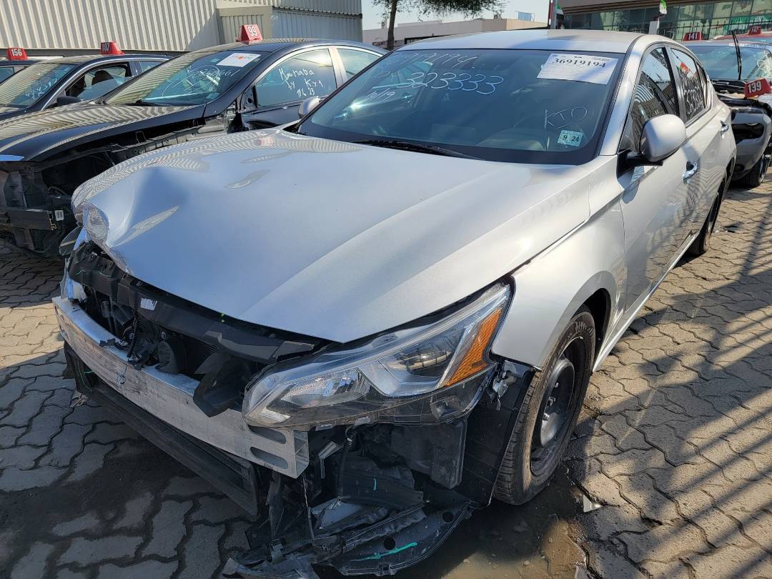 2019 NISSAN ALTIMA — 108615 Miles — Lot 23333 - Marhaba Auctions Used Cars - Image 6
