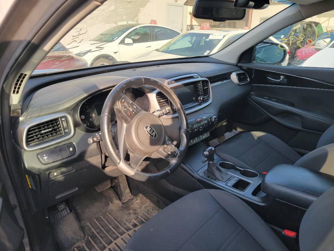 2017 KIA SORENTO — 96503 Miles — Lot G255947 — Main - Marhaba Auctions Used Cars - Image 16