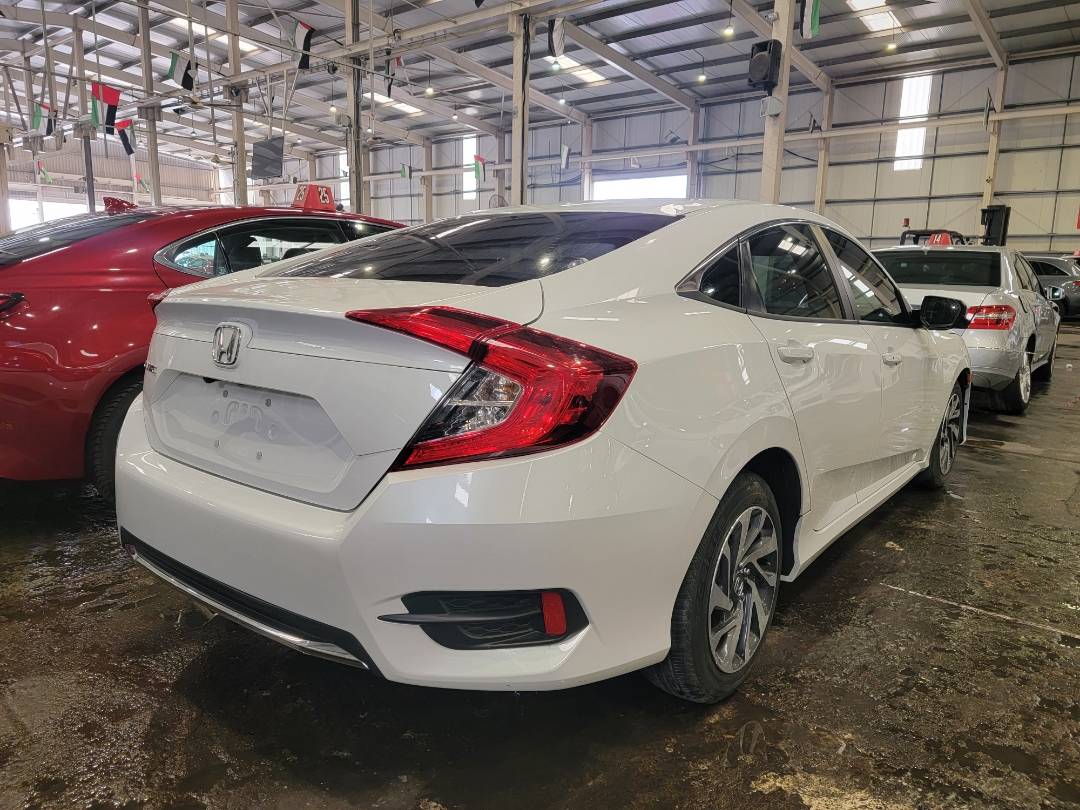 2019 HONDA CIVIC — 90007 KM — Lot 76KH034610 — Main - Marhaba Auctions Used Cars - Image 4