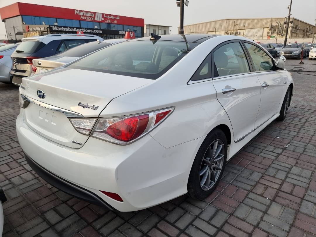 2015 HYUNDAI SONATA — 166181 Miles — Lot 215487 — Ind. 12 - Marhaba Auctions Used Cars - Image 5
