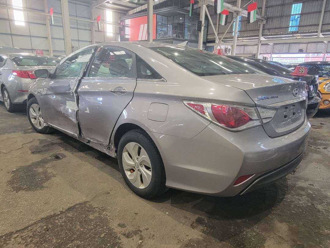 2013 HYUNDAI SONATA — 174597 Miles — Lot 39867901 — Main - Marhaba Auctions Used Cars - Image 5