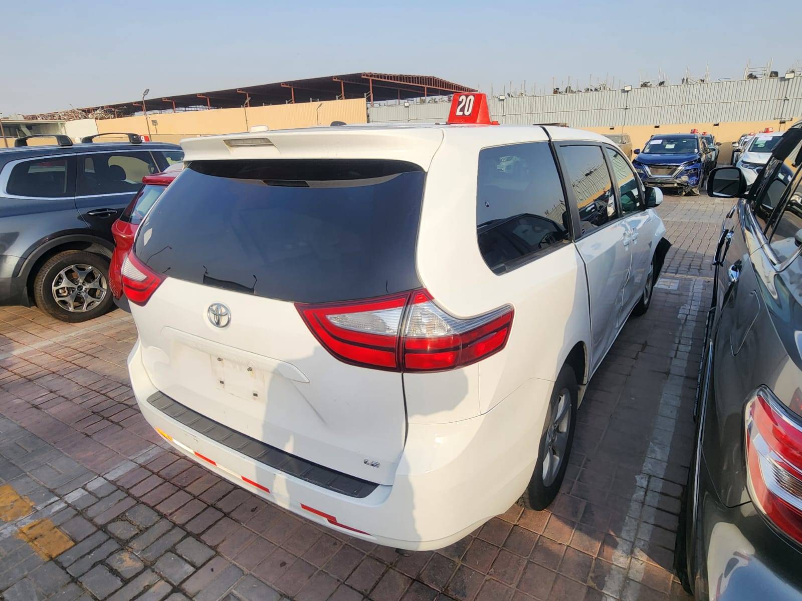 2016 TOYOTA SIENNA — 171675 Miles — Lot 738865 — Main - Marhaba Auctions Used Cars - Image 5