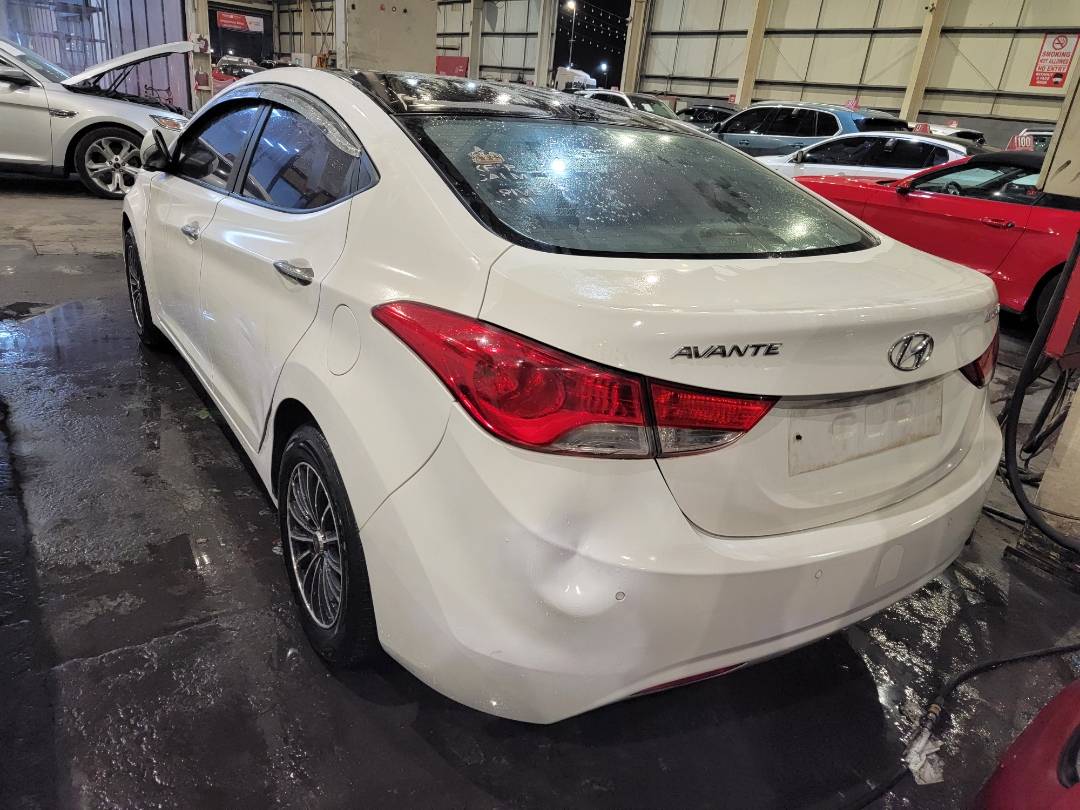 HYUNDAI AVANTE 2012 - Marhaba Auction Used Cars - Image 6