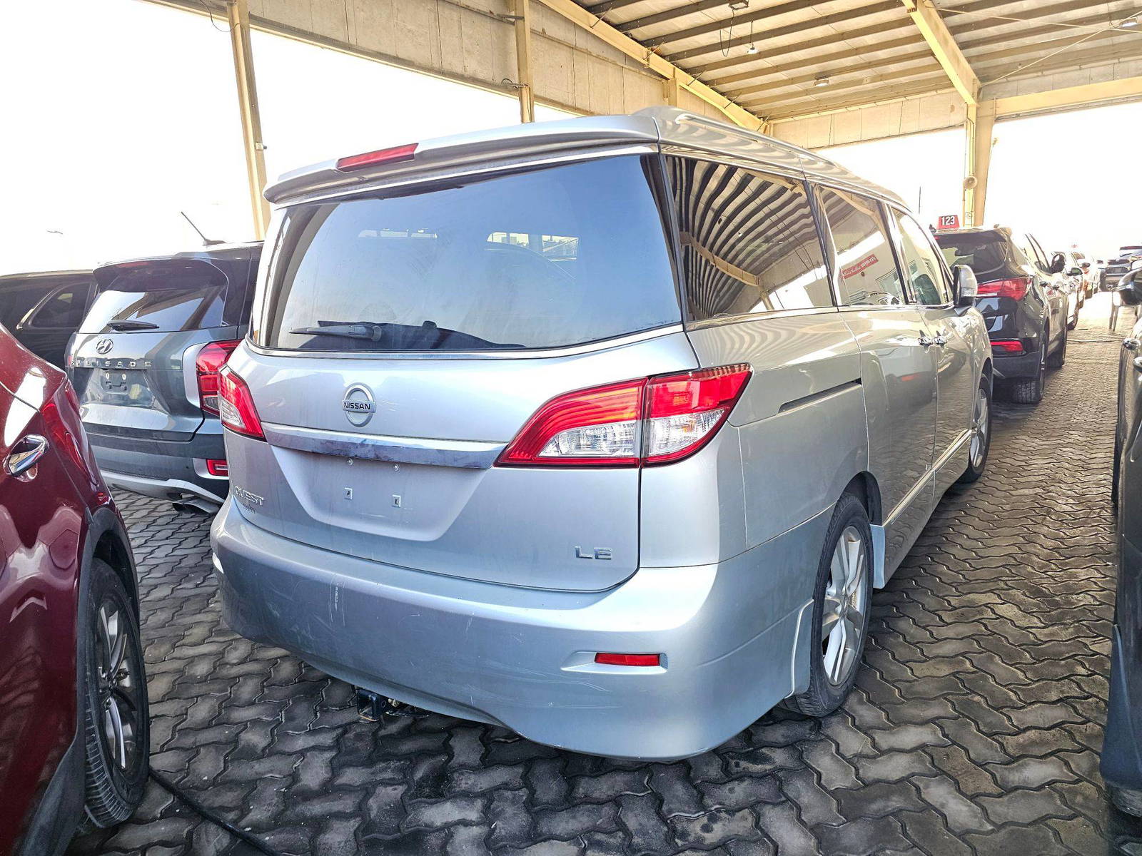 2011 NISSAN QUEST — 160688 Miles — Lot 9005472 — Souq - Marhaba Auctions Used Cars - Image 5