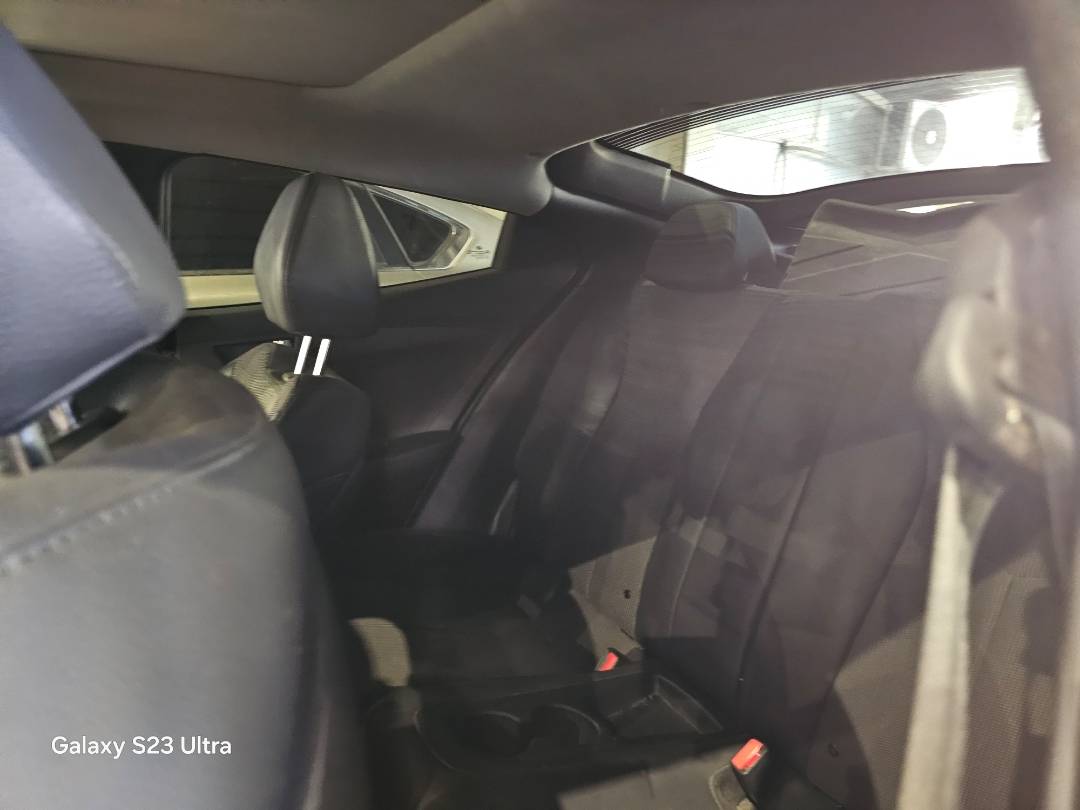 2014 HYUNDAI VELOSTER — 128679 Miles — Lot 8EU201052 — Main - Marhaba Auctions Used Cars - Image 9
