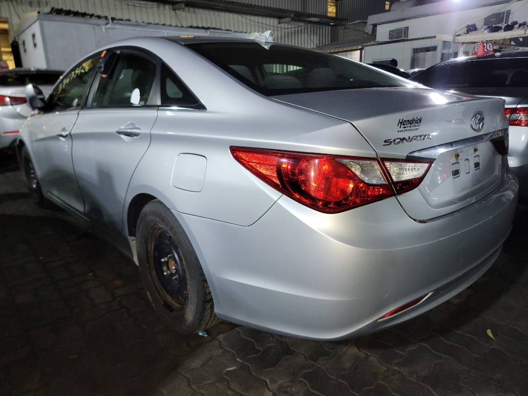 2012 HYUNDAI SONATA — 187735 Miles — Lot 37675926 - Marhaba Auctions Used Cars - Image 3