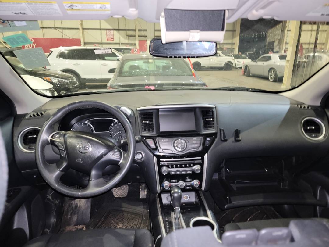 2017 NISSAN PATHFINDER — 185681 Miles — Lot 2348838 — Main - Marhaba Auctions Used Cars - Image 8