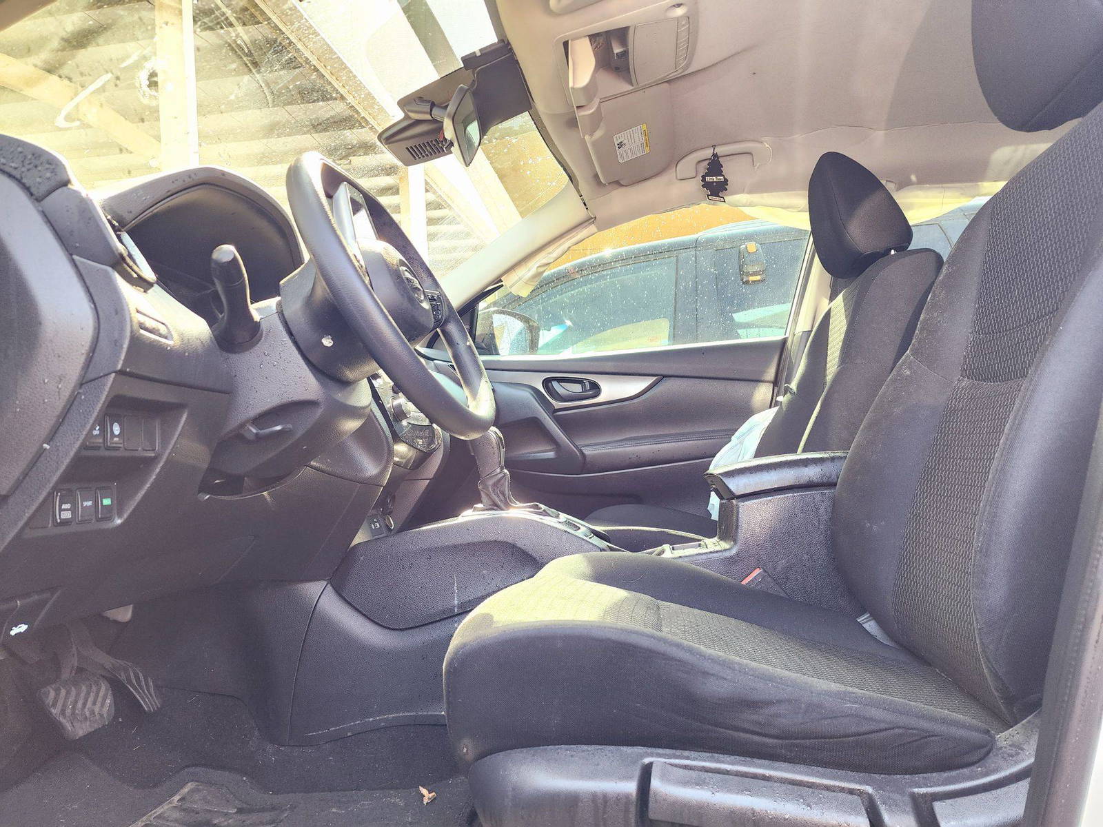 2021 NISSAN ROGUE SPORTS — 84481 Miles — Lot 0MW435332 — Souq - Marhaba Auctions Used Cars - Image 8