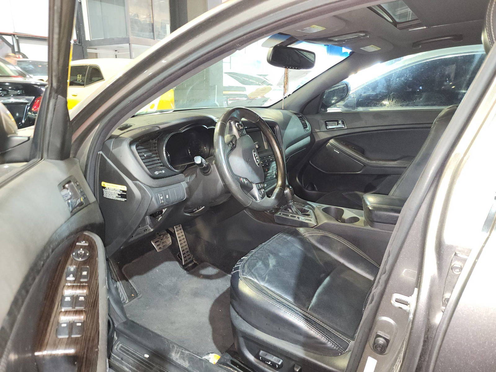 2013 KIA OPTIMA — 134165 Miles — Lot 2364073 — Souq - Marhaba Auctions Used Cars - Image 11