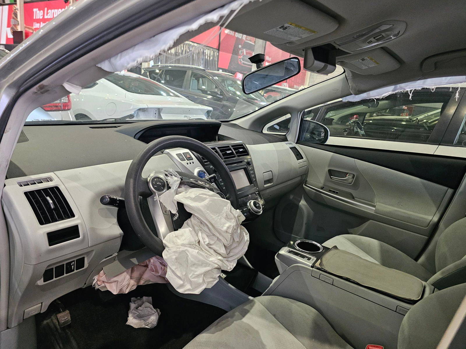 TOYOTA PRIUS V 2012 - Marhaba Auction Used Cars - Image 7