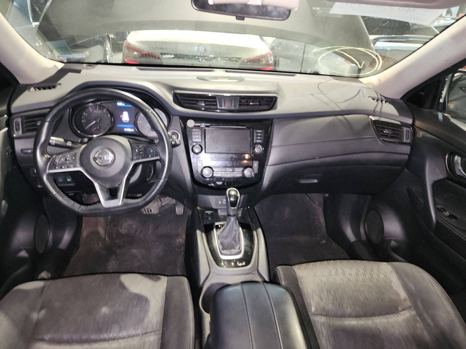 2019 NISSAN ROGUE — 101900 Miles — Lot 51989004 — Al Quoz - Marhaba Auctions Used Cars - Image 7