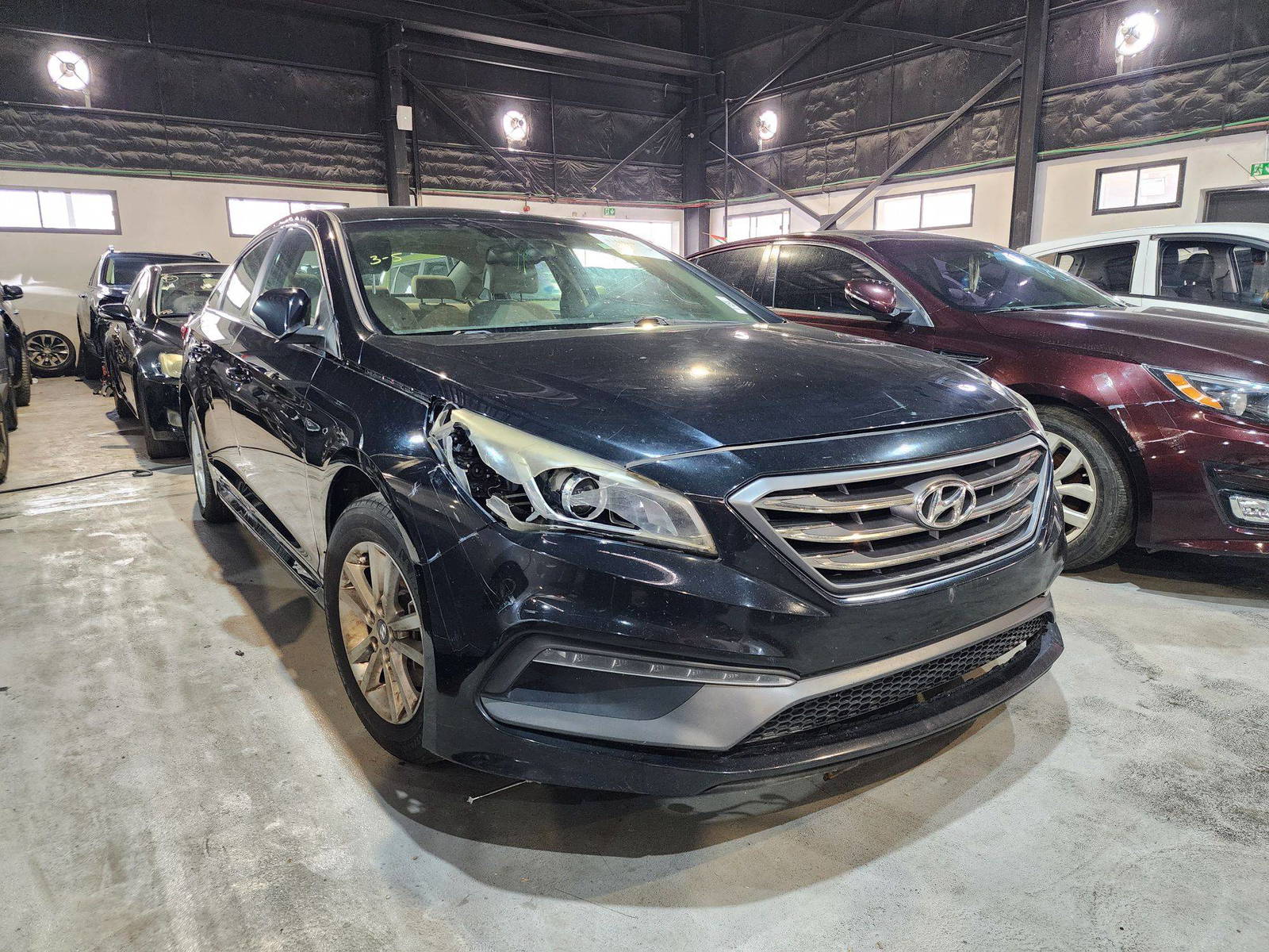 2015 HYUNDAI SONATA — 182358 Miles — Lot 41682971 — Al Quoz - Marhaba Auctions Used Cars - Image 4