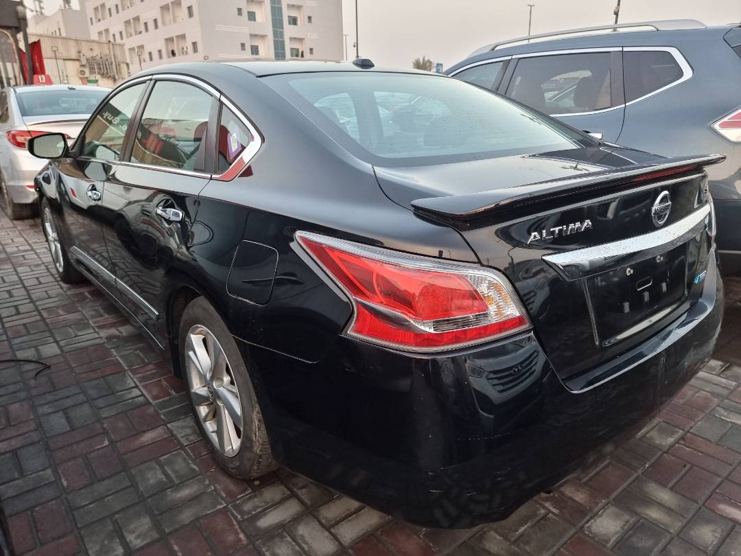 2014 NISSAN ALTIMA — 162972 Miles — Lot 215487 — Ind. 12 - Marhaba Auctions Used Cars - Image 3