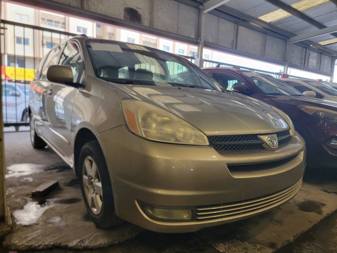 2004 TOYOTA SIENNA — 248805 Miles — Lot 39219174 — Main - Marhaba Auctions Used Cars - Image 4