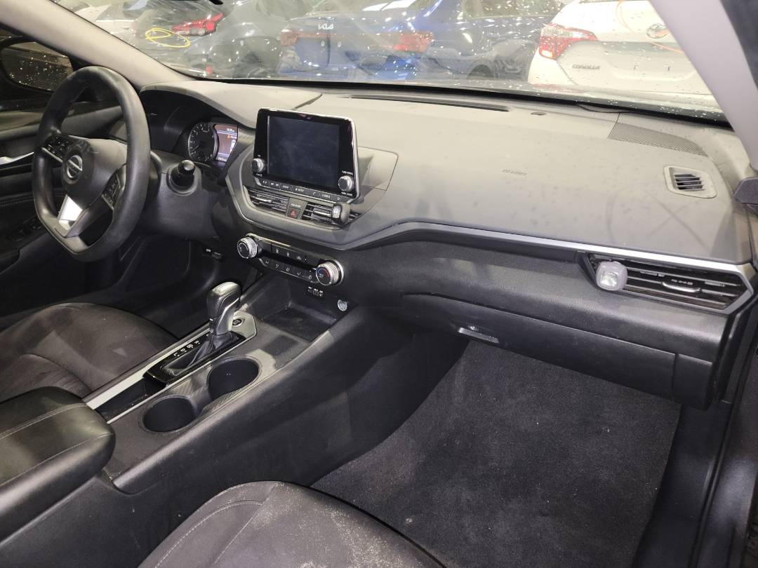 2020 NISSAN ALTIMA — 74174 Miles — Lot 37787094 - Marhaba Auctions Used Cars - Image 4