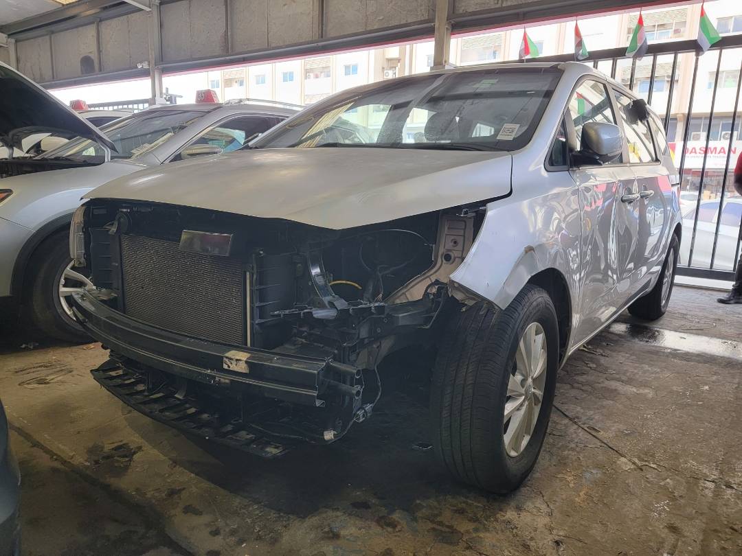 2015 KIA SEDONA — 174675 Miles — Lot F6027426 — Main - Marhaba Auctions Used Cars - Image 5