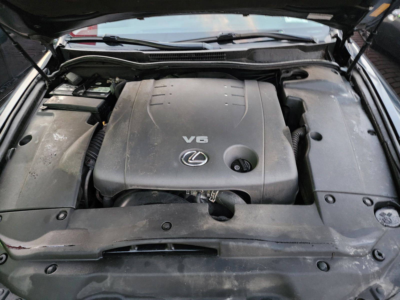 2010 LEXUS IS 250 — 181142 Miles — Lot 49856574 — Souq - Marhaba Auctions Used Cars - Image 10