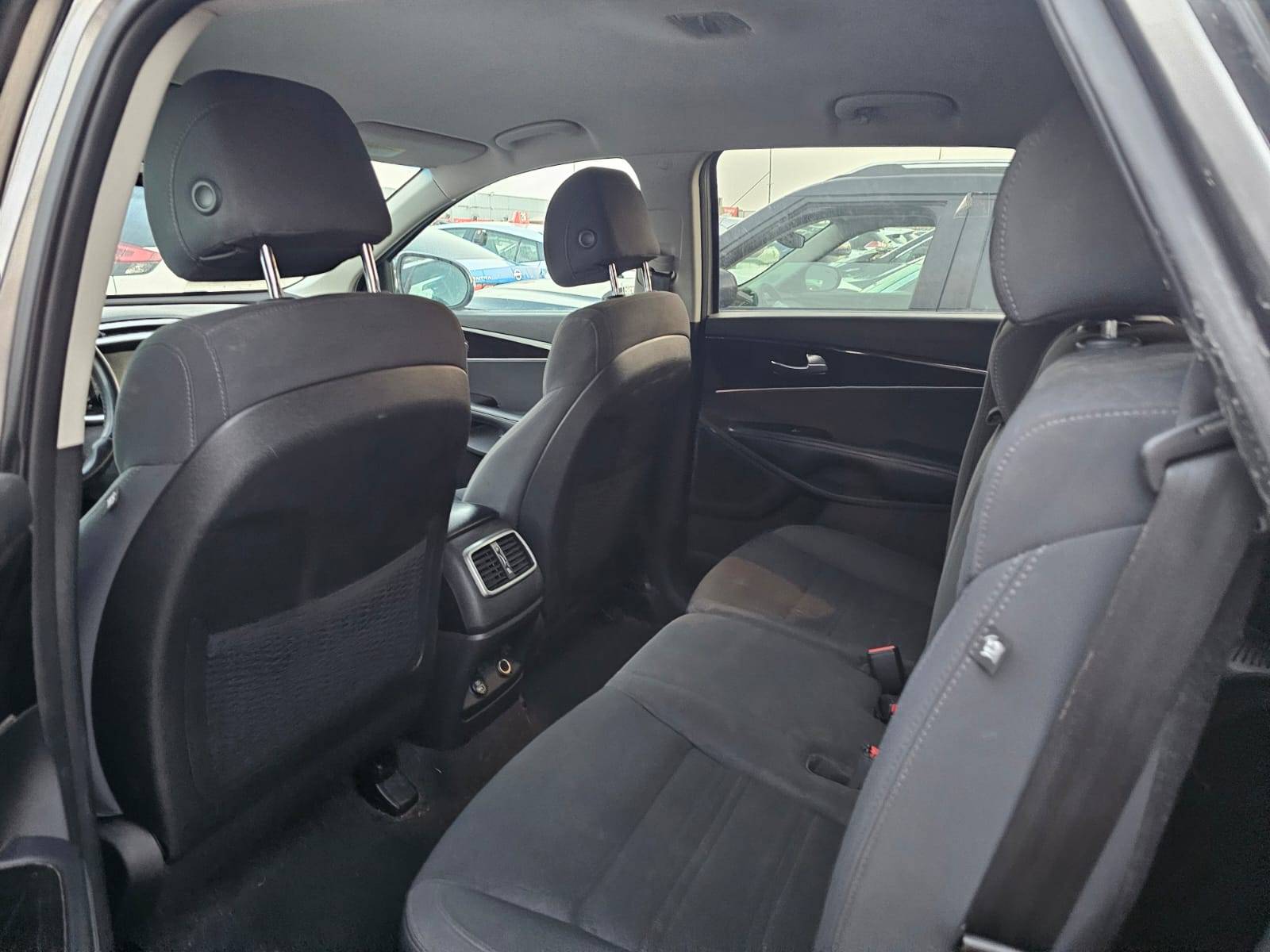 2017 KIA SORENTO — 178750 Miles — Lot 82703345 - Marhaba Auctions Used Cars - Image 9