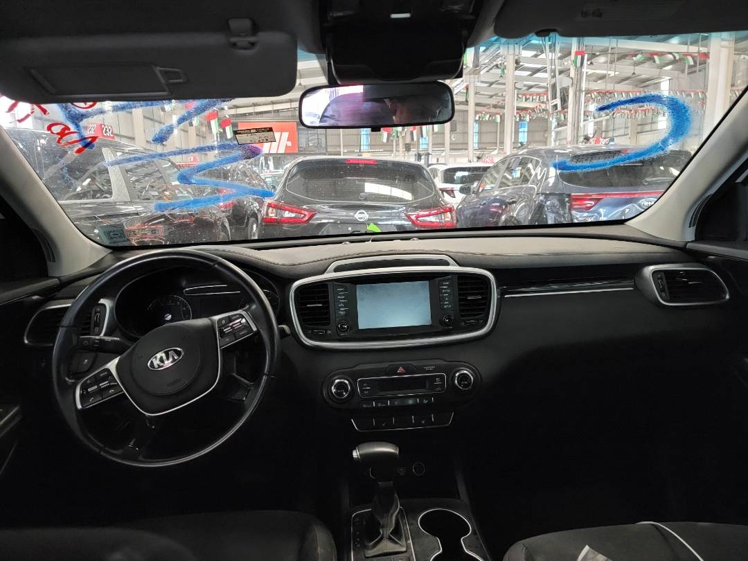 2019 KIA SORENTO — 95678 Miles — Lot 85102724 — Souq - Marhaba Auctions Used Cars - Image 7
