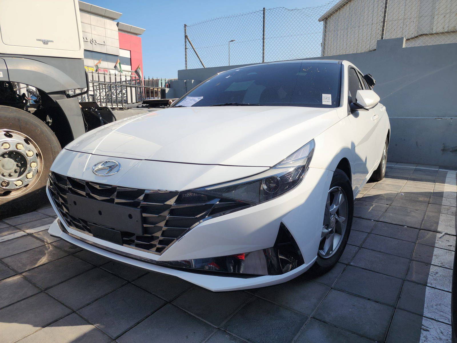 2021 HYUNDAI AVANTE — 144141 KM — Lot 019834 — Souq - Marhaba Auctions Used Cars - Image 5