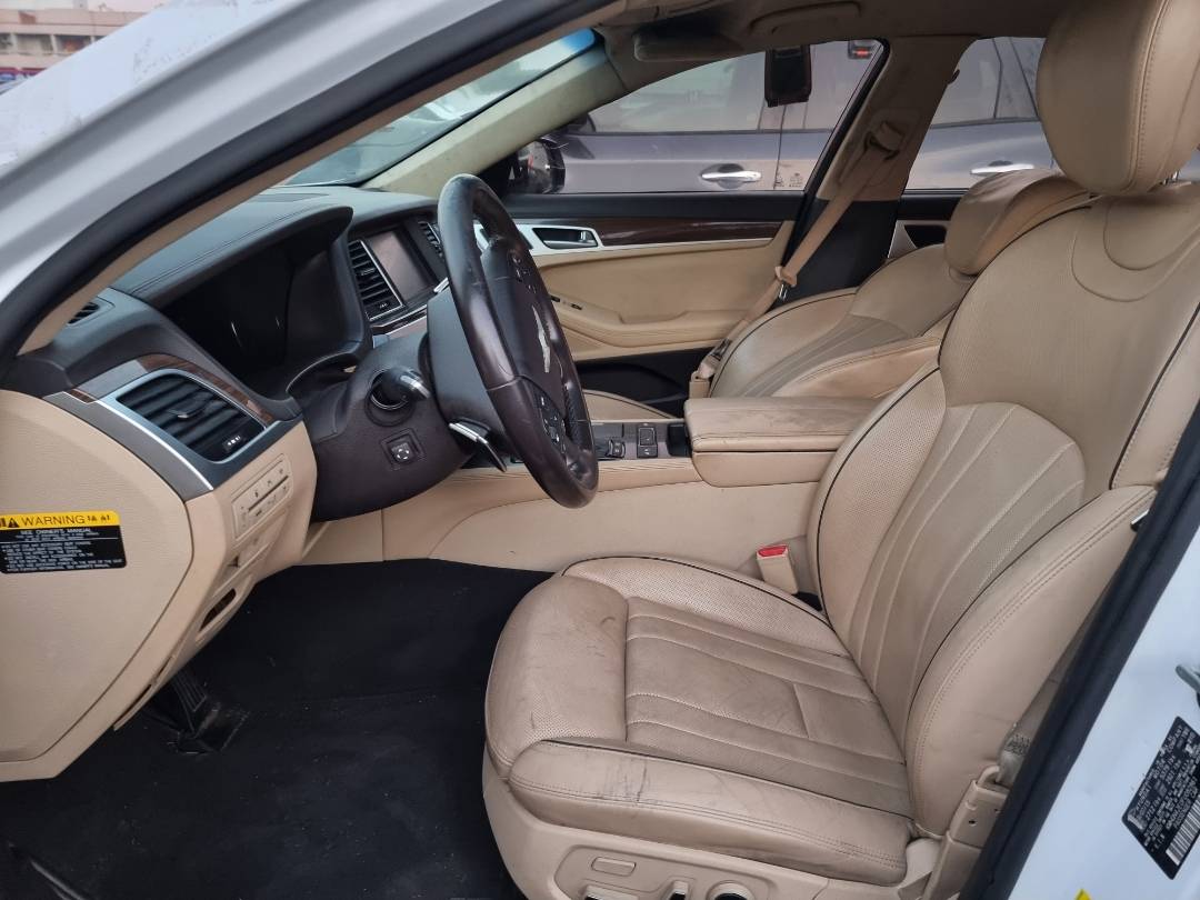 2015 HYUNDAI GENESIS — 172397 Miles — Lot FU082861 — Ind. 12 - Marhaba Auctions Used Cars - Image 8