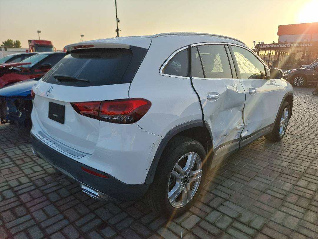 2021 MERCEDES BENZ GLA-250 — 51325 Miles — Lot 114958 — Main - Marhaba Auctions Used Cars - Image 4