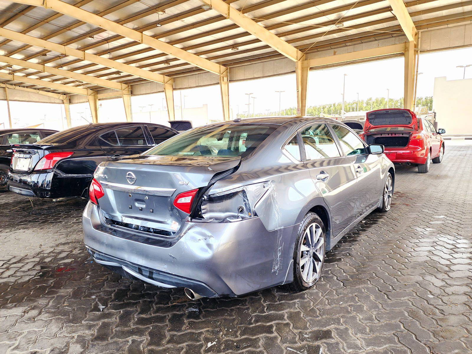 2017 NISSAN ALTIMA — 144229 KM — Lot 343710 — Souq - Marhaba Auctions Used Cars - Image 5