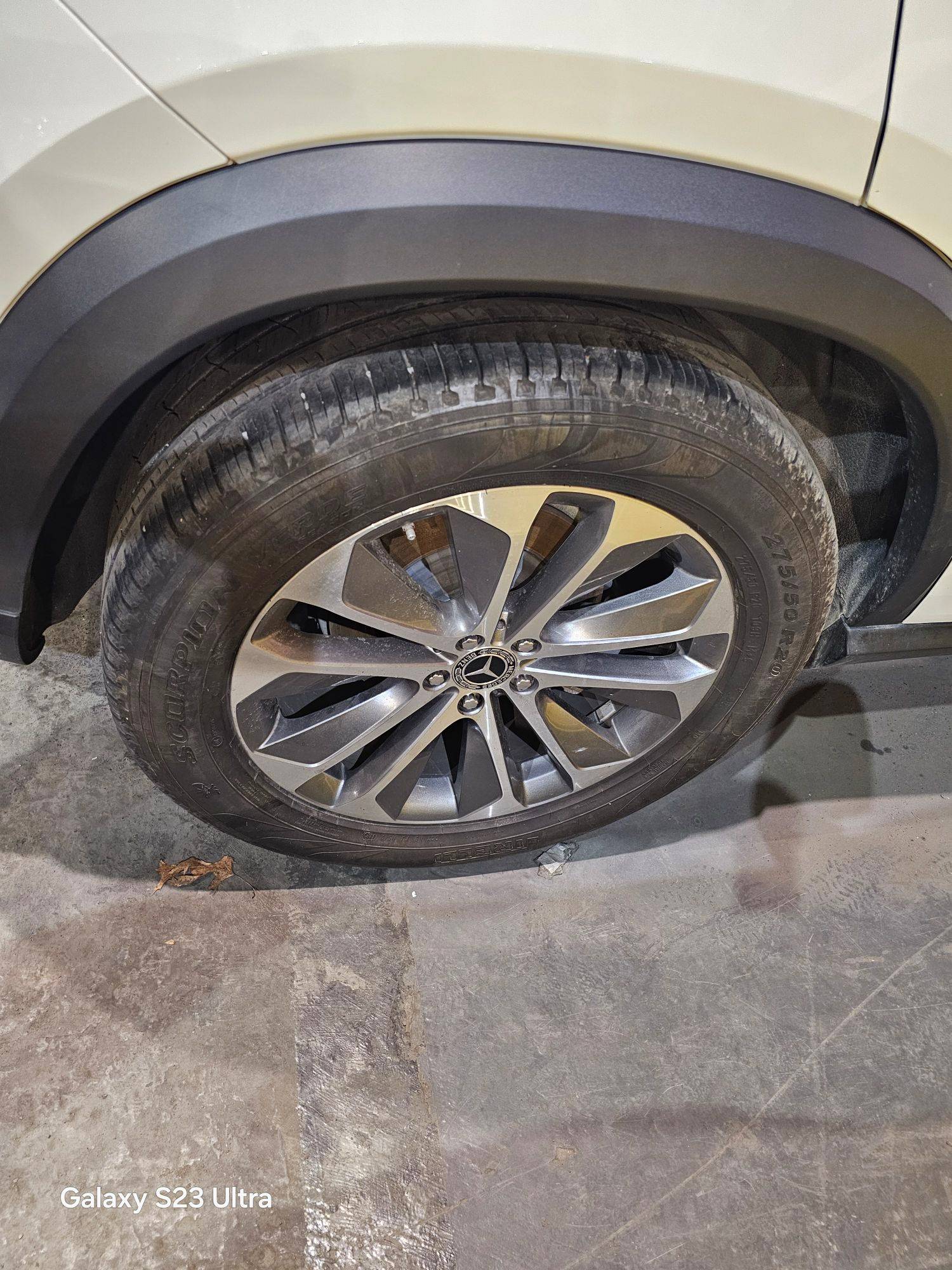 2020 MERCEDES BENZ GLE 350 — 54793 Miles — Lot LA268103 — Main - Marhaba Auctions Used Cars - Image 5