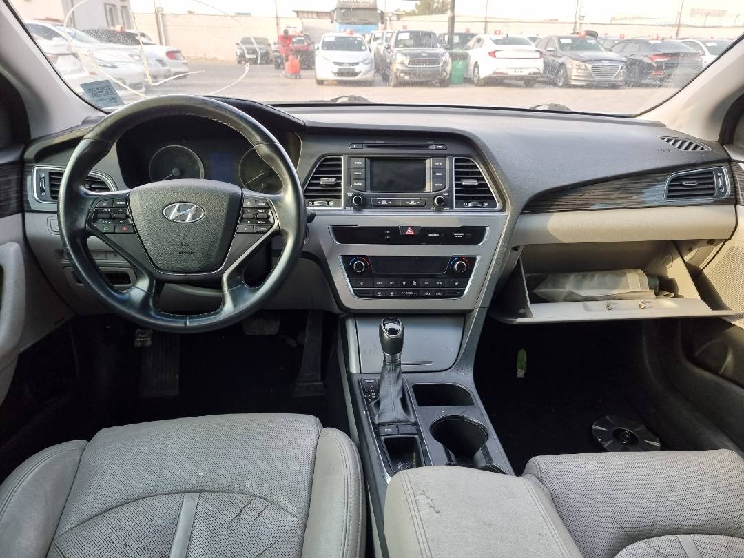 2015 HYUNDAI SONATA — 194700 Miles — Lot 215478 — Ind. 12 - Marhaba Auctions Used Cars - Image 7