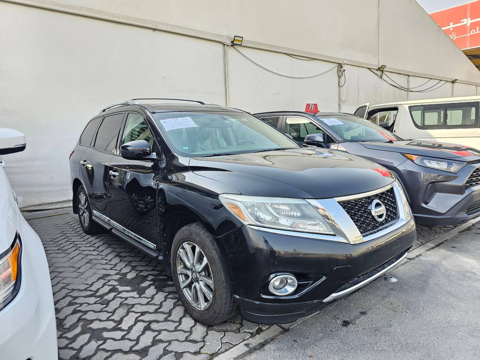 2013 NISSAN PATHFINDER — 174869 Miles — Lot C603888 — Souq - Marhaba Auctions Used Cars - Image 4