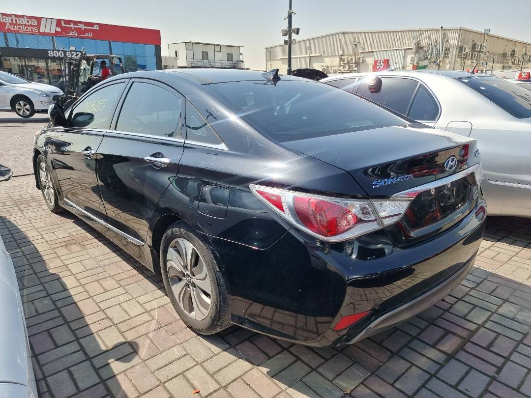2015 HYUNDAI SONATA — 185822 Miles — Lot 215487 — Ind. 12 - Marhaba Auctions Used Cars - Image 4