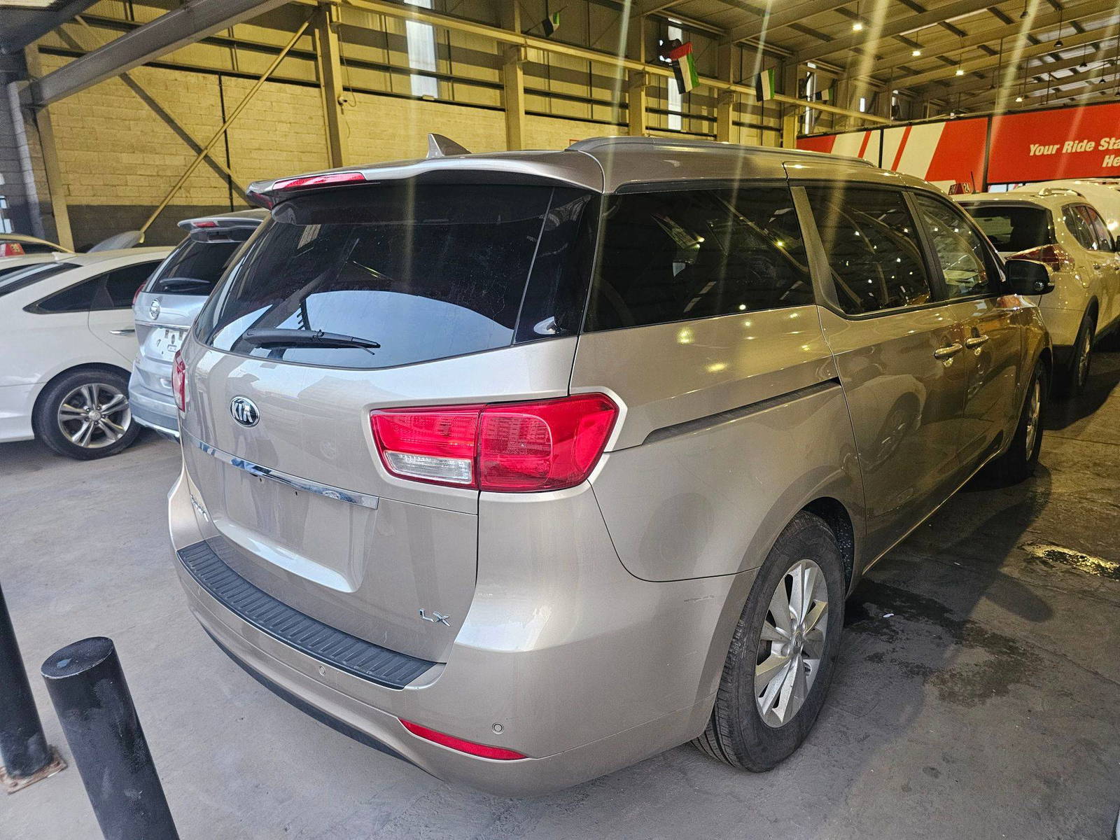 2016 KIA SEDONA — 178995 Miles — Lot 73645045 — Main - Marhaba Auctions Used Cars - Image 4