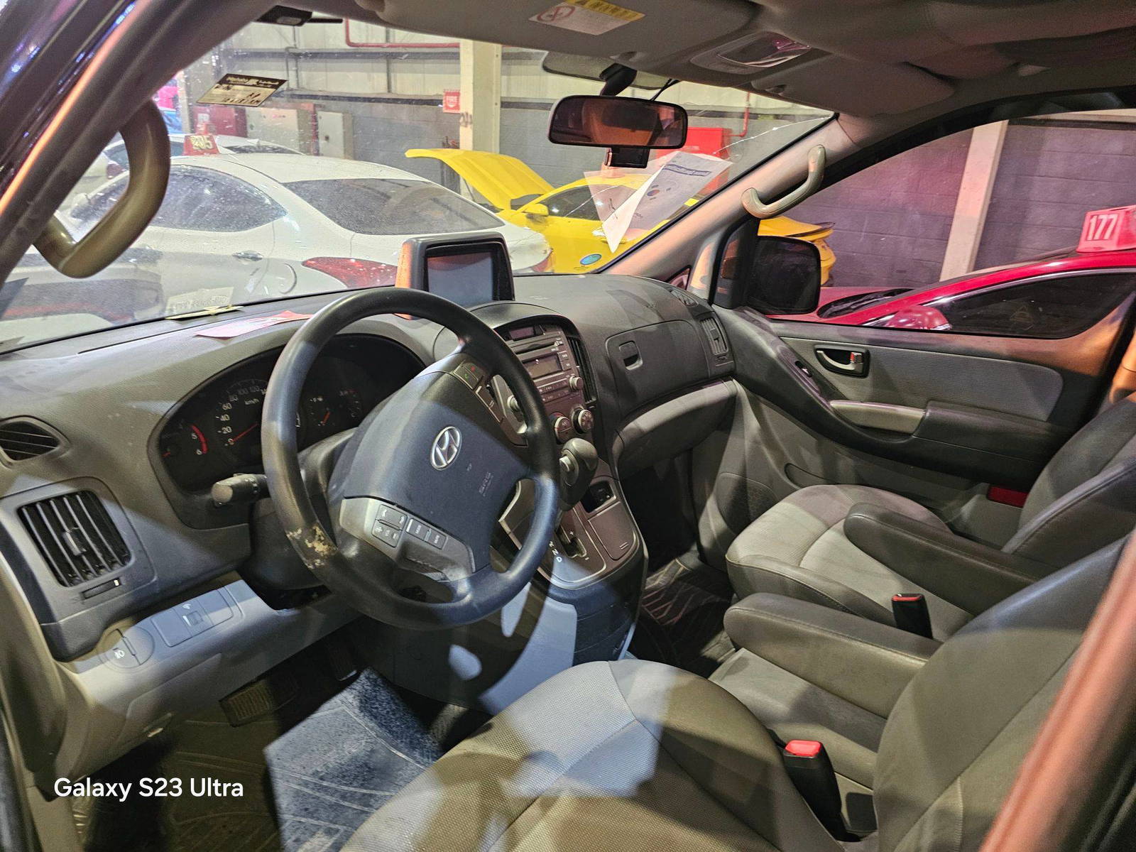 HYUNDAI GRAND STAREX 2012 - Marhaba Auction Used Cars - Image 8