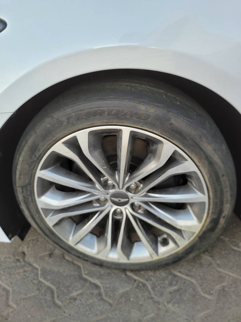 2015 HYUNDAI GENESIS — 138302 Miles — Lot 031183 — Main - Marhaba Auctions Used Cars - Image 11