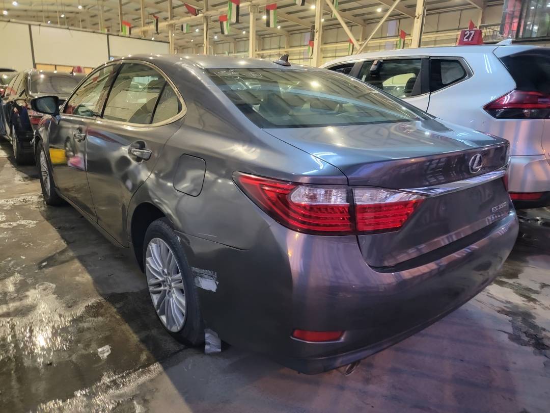 2013 LEXUS ES 350 — 254557 Miles — Lot D2043853 — Main - Marhaba Auctions Used Cars - Image 3
