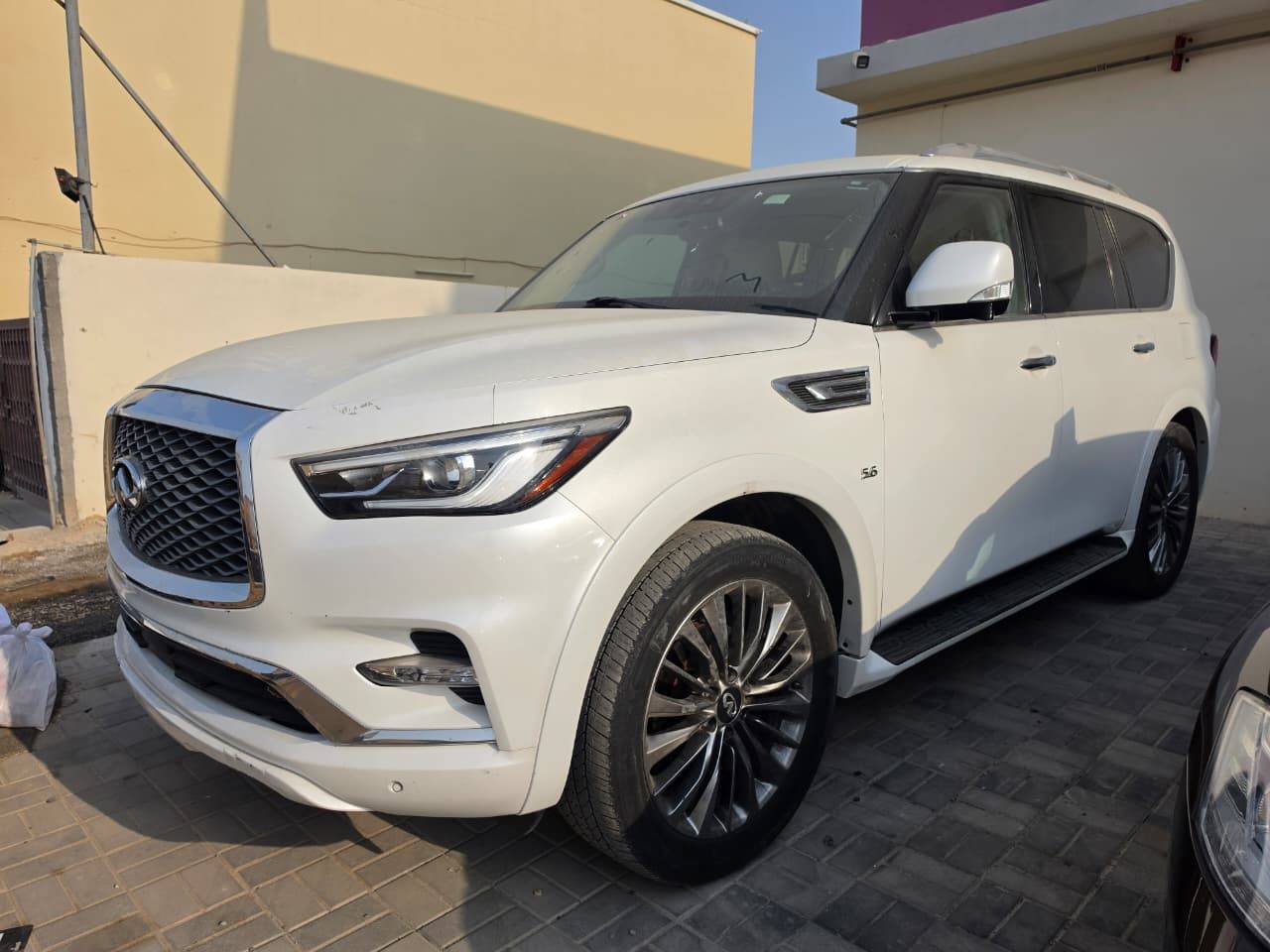 2019 INFINITI QX80 — 152976 Miles — Lot 94865355 - Marhaba Auctions Used Cars - Image 3