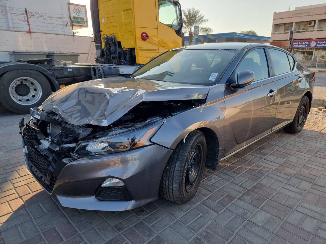 2022 NISSAN ALTIMA — 40008 Miles — Lot 21348587 — Main - Marhaba Auctions Used Cars - Image 4