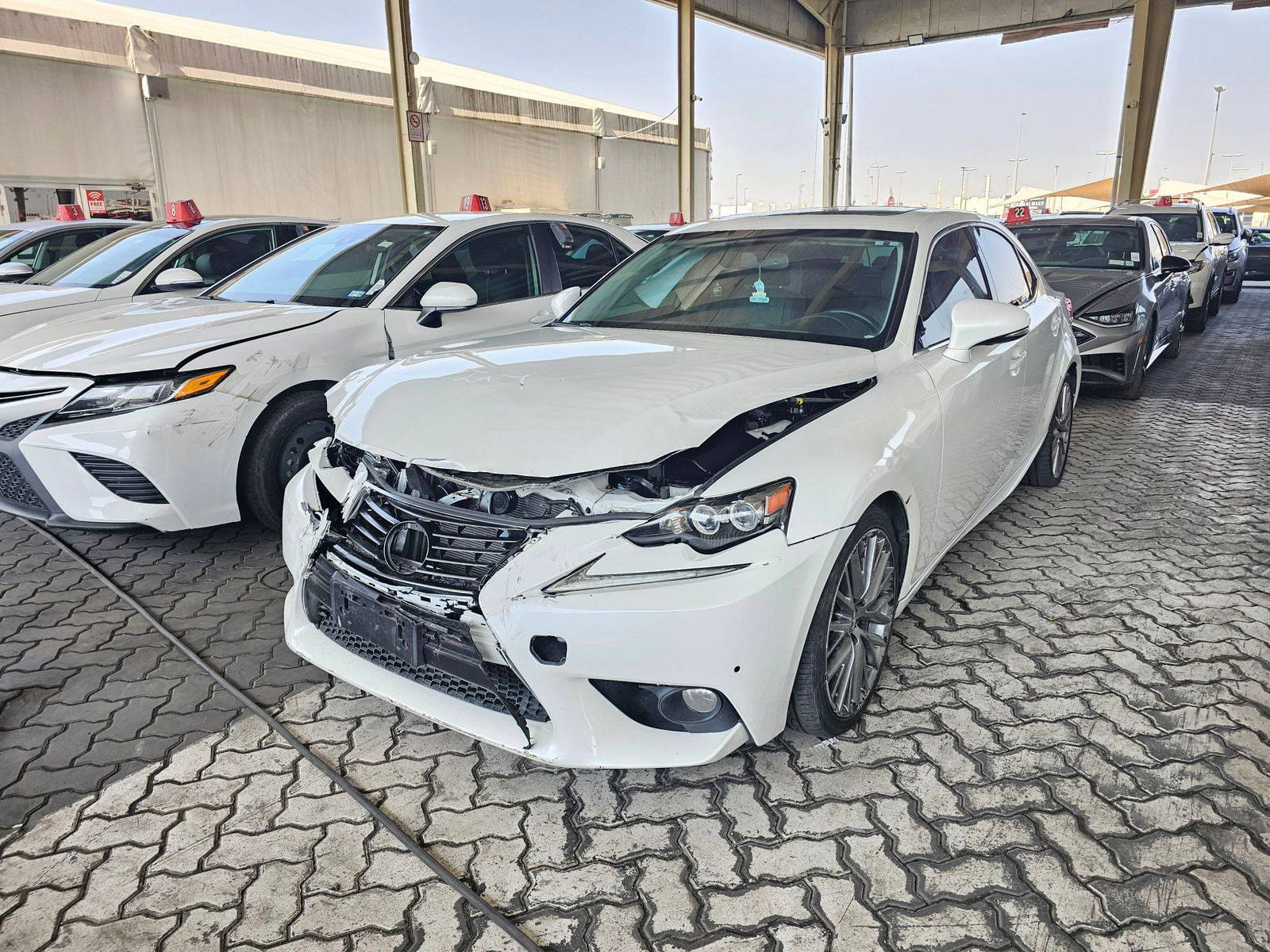 2014 LEXUS IS 250 — 142025 Miles — Lot 5028768 — Souq - Marhaba Auctions Used Cars - Image 5
