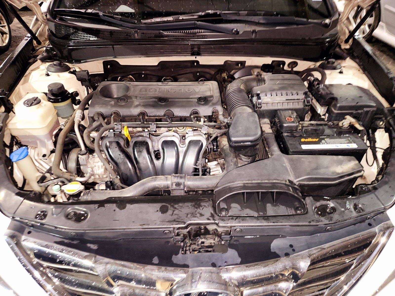 2010 HYUNDAI SONATA — 82468 KM — Lot 068810 — Souq - Marhaba Auctions Used Cars - Image 11