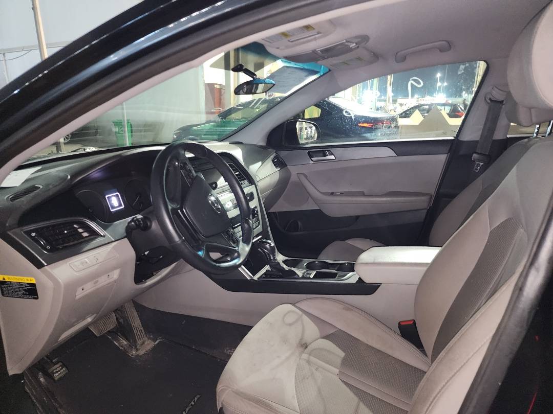 2015 HYUNDAI SONATA — 186397 KM — Lot 005138 — Souq - Marhaba Auctions Used Cars - Image 7