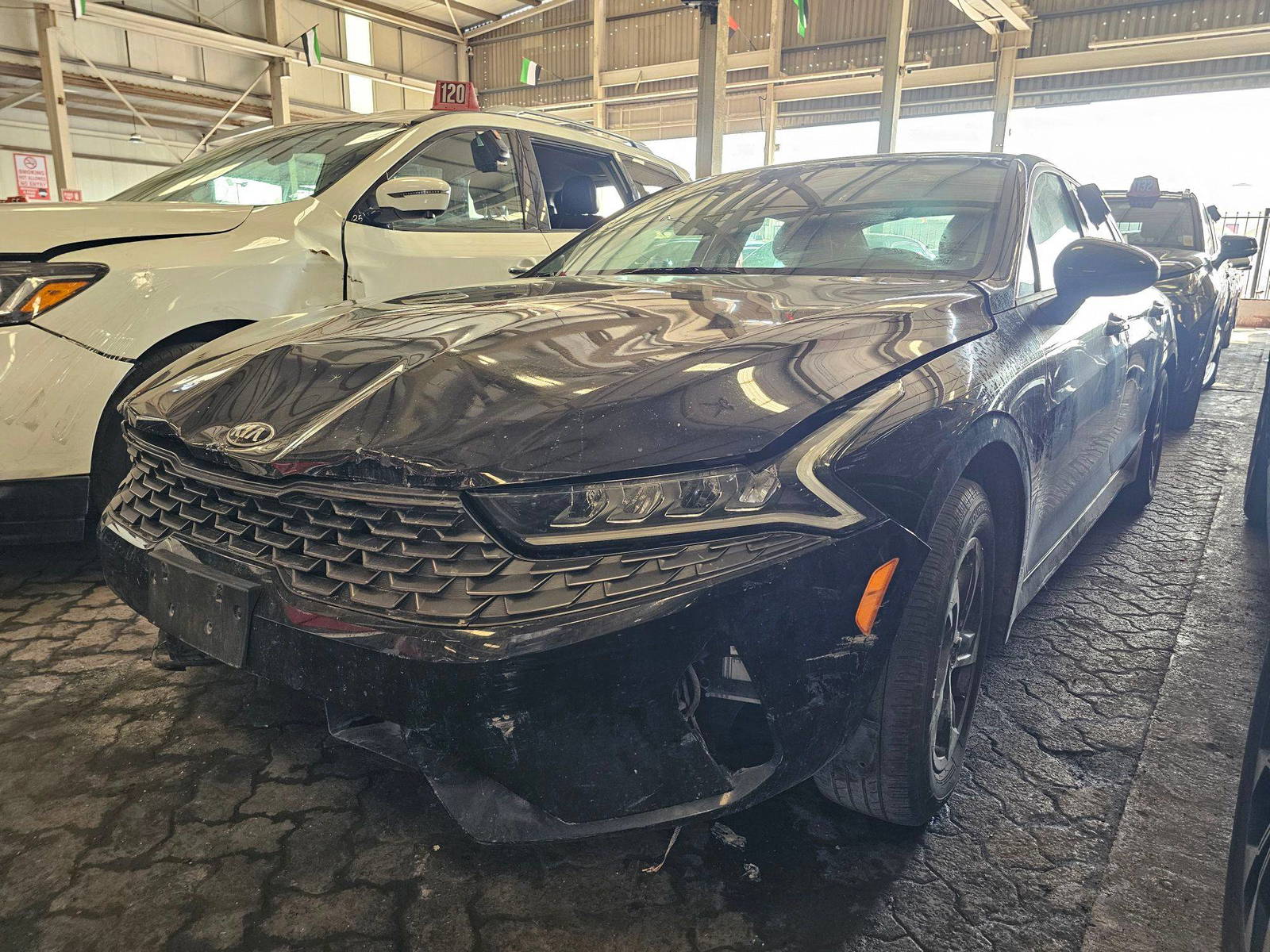 KIA K5 2021 - Marhaba Auction Used Cars - Image 5