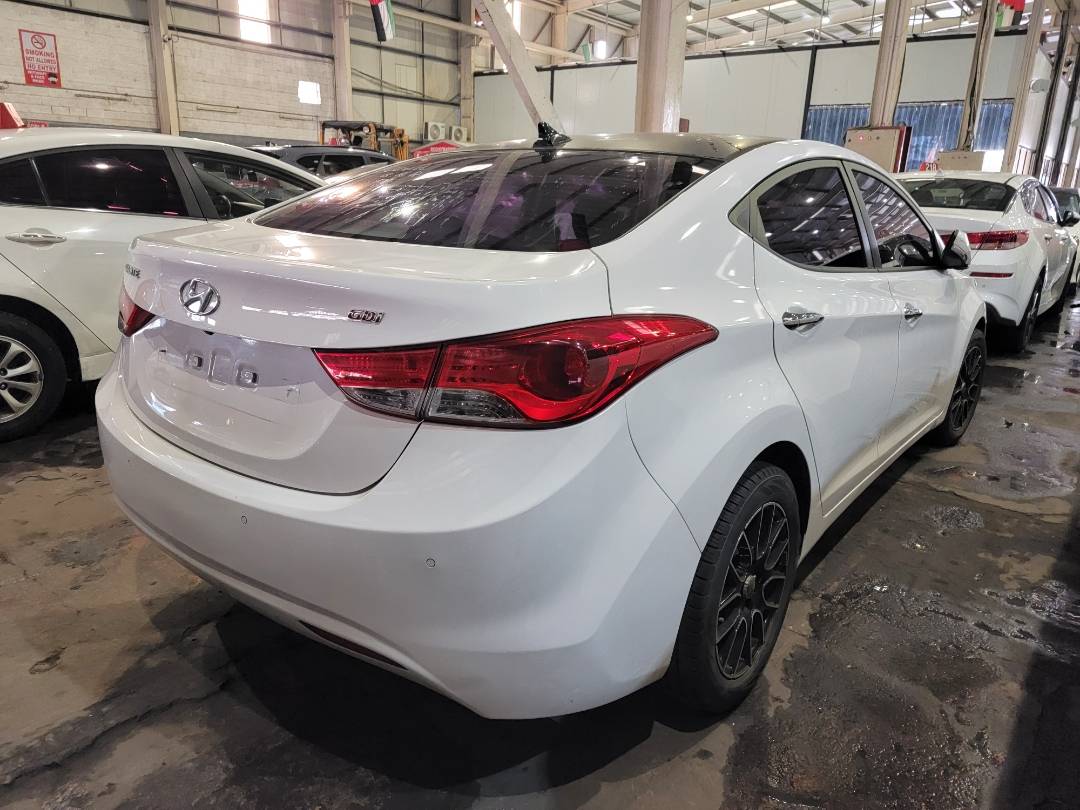 2013 HYUNDAI AVANTE — 132167 KM — Lot DBDU759301 — Ind. 12 - Marhaba Auctions Used Cars - Image 3
