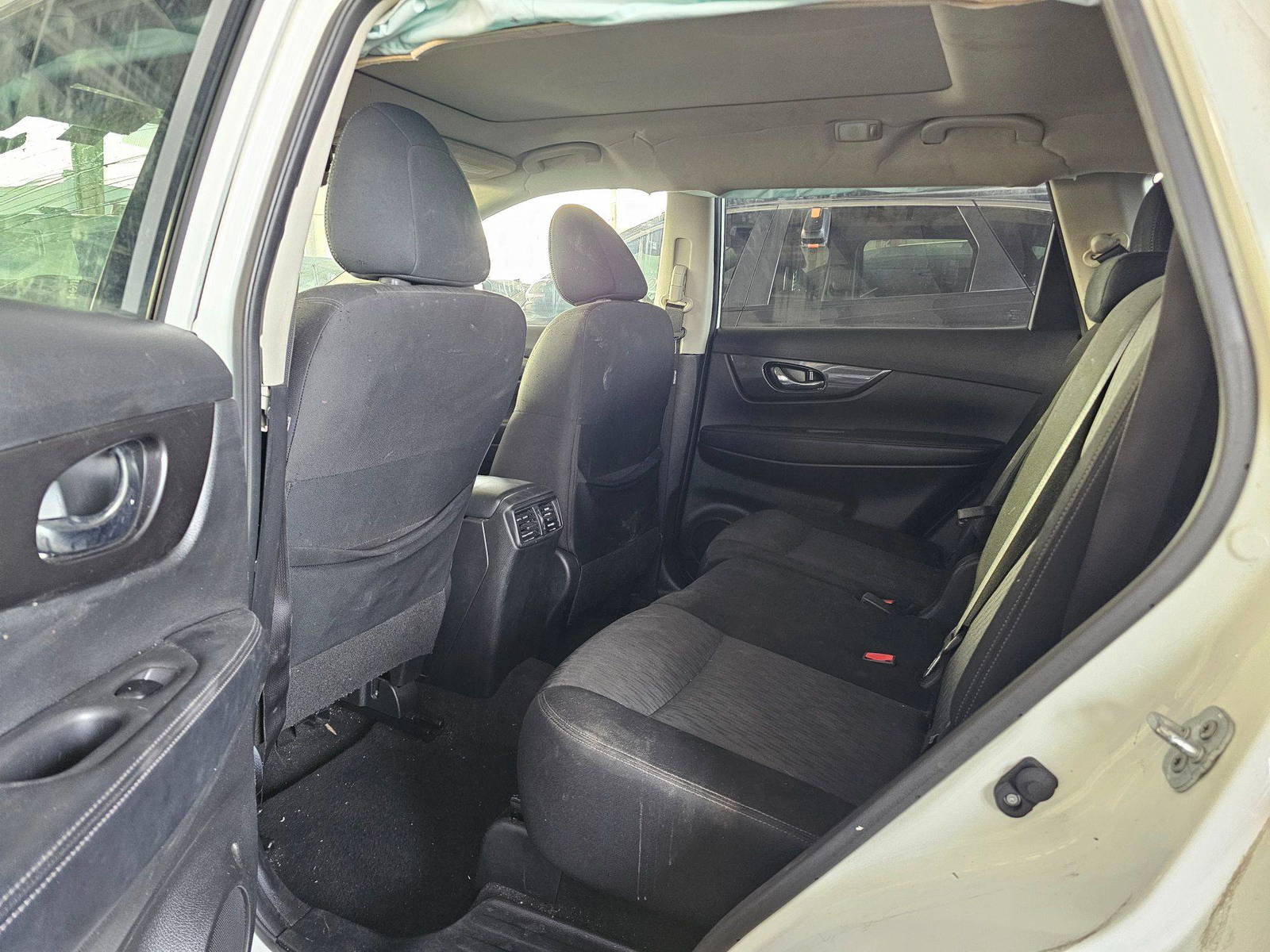 NISSAN ROGUE 2020 - Marhaba Auction Used Cars - Image 5