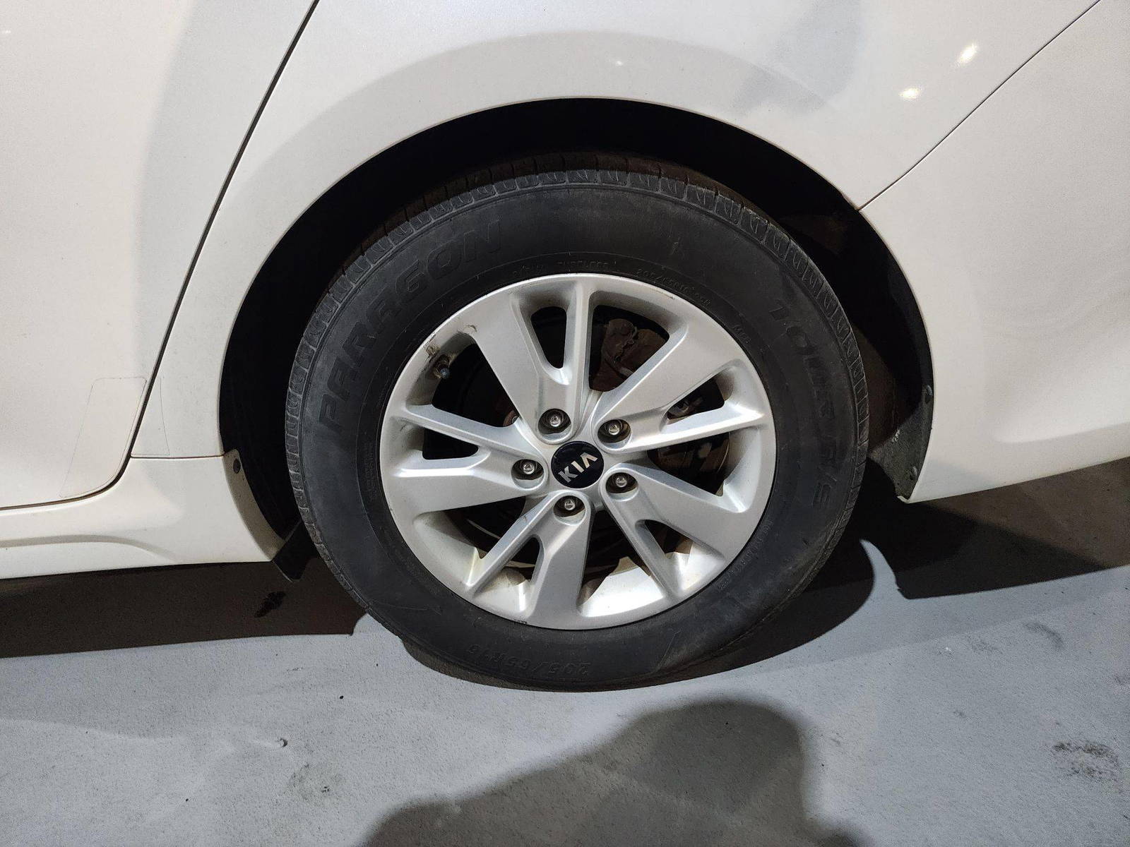 2016 KIA OPTIMA — 145213 Miles — Lot 99086 — Al Quoz - Marhaba Auctions Used Cars - Image 11
