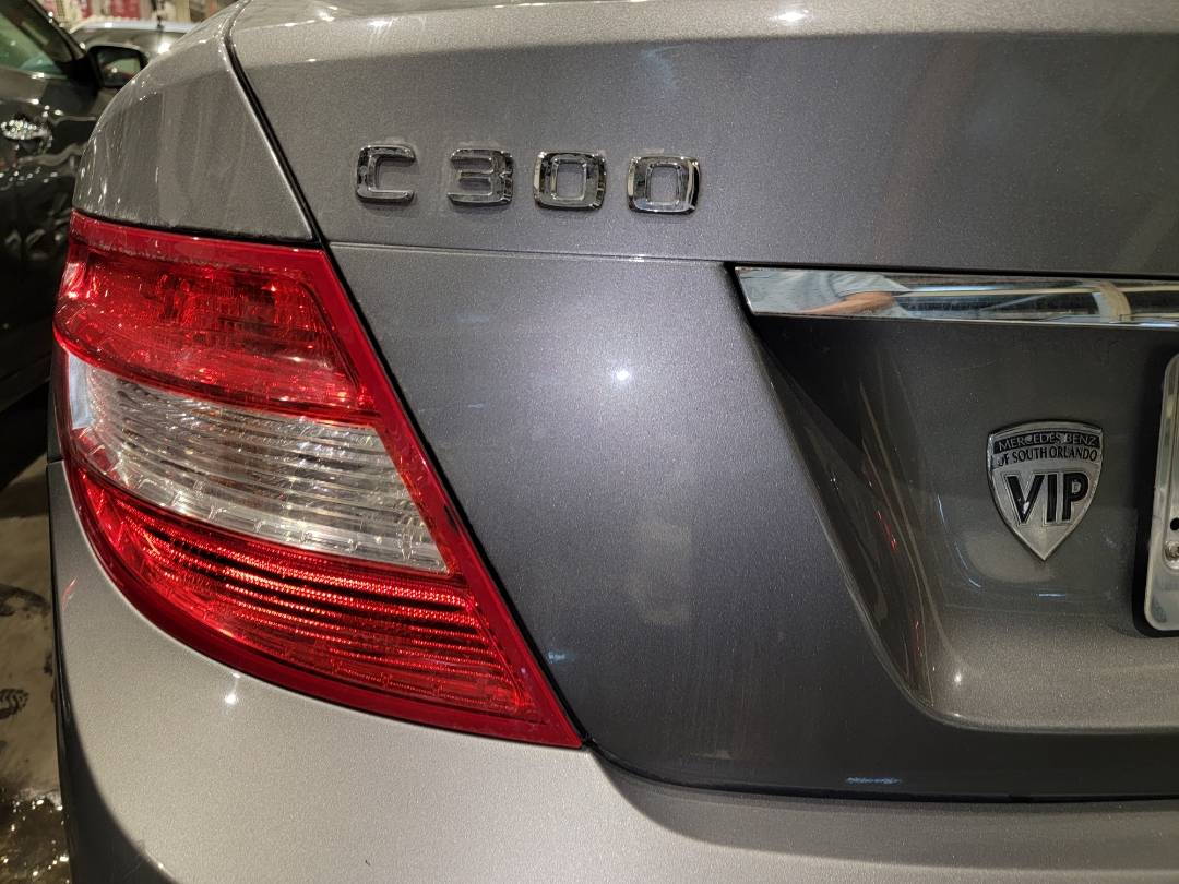 2011 MERCEDES BENZ C300 — 130502 Miles — Lot 67448023 - Marhaba Auctions Used Cars - Image 5