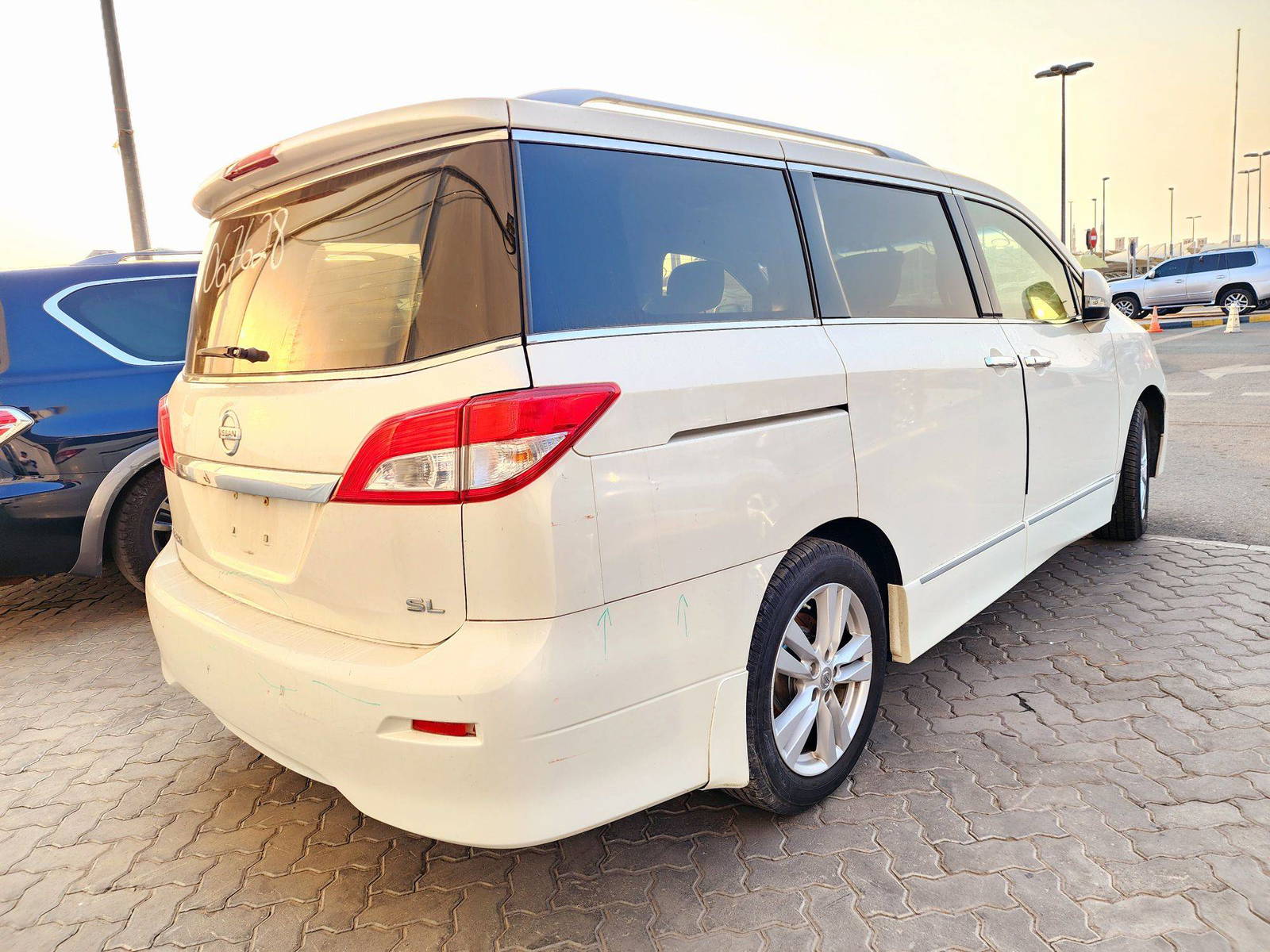 2013 NISSAN QUEST — 211072 Miles — Lot D9067628 — Souq - Marhaba Auctions Used Cars - Image 3