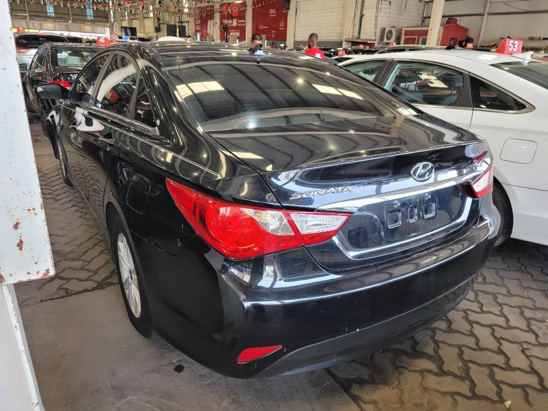 2014 HYUNDAI SONATA — 289335 Miles — Lot C6EH838396 — Main - Marhaba Auctions Used Cars - Image 3