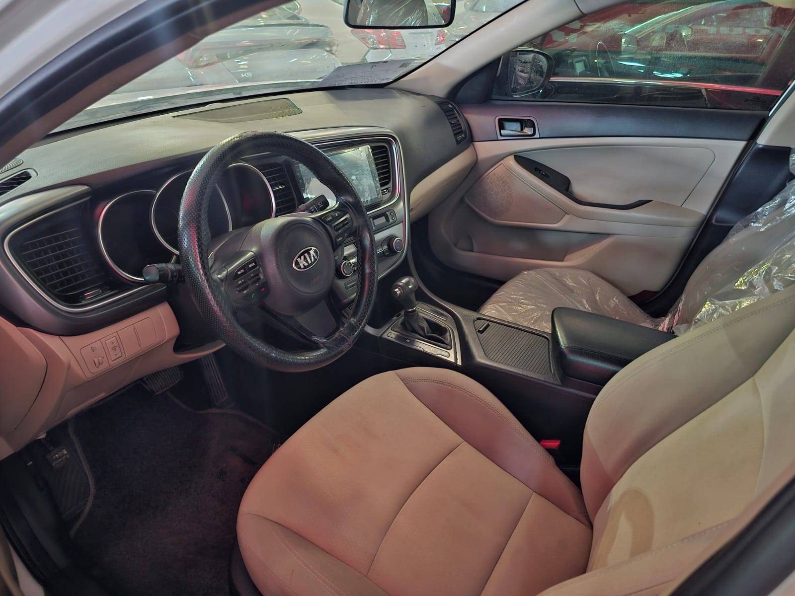 2015 KIA OPTIMA — 202202 KM — Lot 5494160 — Main - Marhaba Auctions Used Cars - Image 8