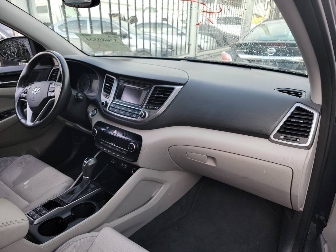 2017 HYUNDAI TUCSON — 53672 Miles — Lot 37689351 - Marhaba Auctions Used Cars - Image 4